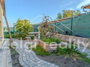 Prodej apartmánu, Lednice, 200 m2