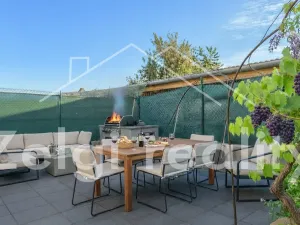 Prodej apartmánu, Bulhary, 200 m2