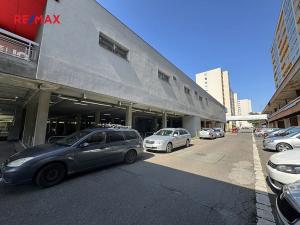 Pronájem obchodního prostoru, Hradec Králové, třída Edvarda Beneše, 220 m2