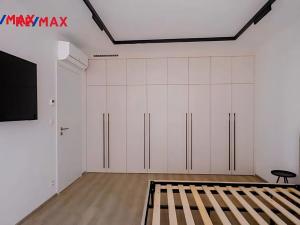 Pronájem bytu 2+kk, Praha - Libeň, Kotlaska, 59 m2