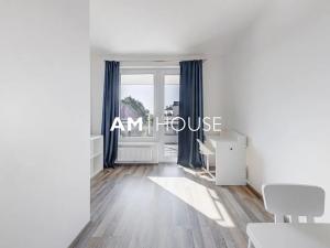 Pronájem bytu 4+kk, Praha - Vysočany, Smržových, 100 m2