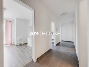 Pronájem bytu 4+kk, Praha - Vysočany, Smržových, 100 m2