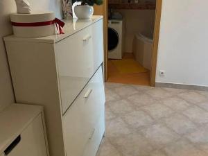 Pronájem bytu 2+kk, Praha - Zličín, Míšovická, 50 m2