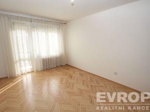 Prodej bytu 2+1, Praha - Hloubětín, Zelenečská, 52 m2