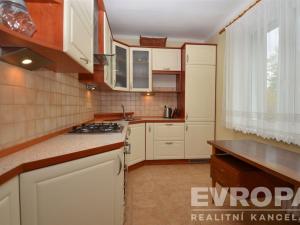 Prodej bytu 2+1, Praha - Hloubětín, Zelenečská, 52 m2