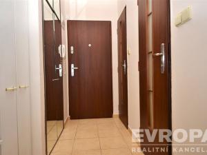 Prodej bytu 2+1, Praha - Hloubětín, Zelenečská, 52 m2