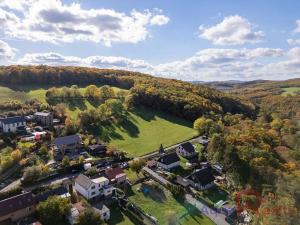 Prodej pozemku pro bydlení, Mořina, 16376 m2