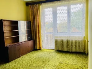 Prodej bytu 3+1, Karlovy Vary, Šumavská, 66 m2