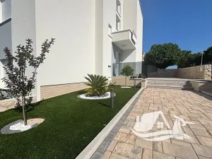 Prodej bytu 3+kk, Novalja, Chorvatsko, 82 m2