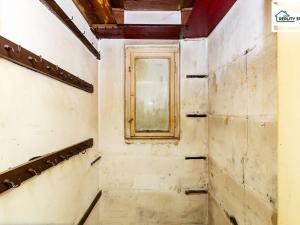 Prodej bytu 3+1, Cheb, Palackého, 84 m2