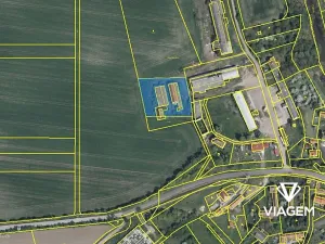 Prodej podílu komerčního pozemku, Smidary, 1053 m2