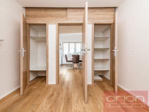 Pronájem bytu 3+1, Praha - Vinohrady, Slavíkova, 82 m2