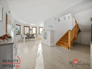 Prodej rodinného domu, Hradec Králové - Roudnička, Horní, 210 m2