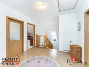 Prodej rodinného domu, Hradec Králové - Roudnička, Horní, 210 m2