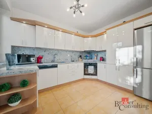 Prodej rodinného domu, Hradec Králové - Roudnička, Horní, 210 m2