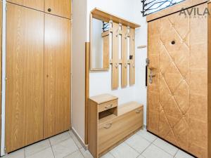 Prodej bytu 4+1, Praha - Modřany, Barunčina, 98 m2