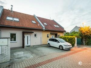 Pronájem rodinného domu, Měšice, Žitná, 101 m2