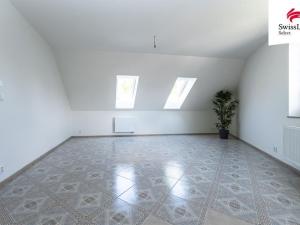 Prodej bytu 3+kk, Břežany II, 77 m2