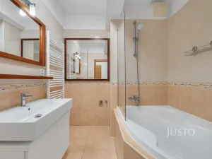 Prodej bytu 4+kk, Praha - Dubeč, Netlucká, 102 m2