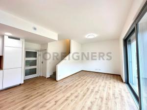 Pronájem rodinného domu, Praha, 159 m2