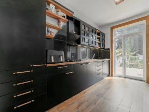 Prodej bytu 2+kk, Ostrava, Holubova, 56 m2