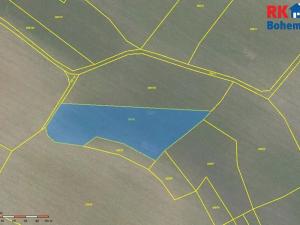 Prodej pole, Dolní Stakory, 4566 m2