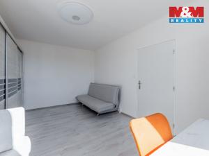 Pronájem bytu 1+1, Horní Slavkov, Školní, 36 m2