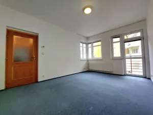 Pronájem bytu 1+1, Hradec Králové - Kukleny, Pardubická, 40 m2