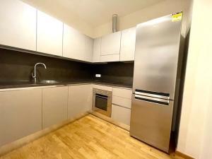 Pronájem bytu 2+kk, Praha - Karlín, Sokolovská, 75 m2