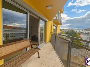 Prodej bytu 2+1, Praha, Na Harfě, 95 m2