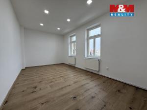 Pronájem bytu 3+1, Karviná - Fryštát, Masarykovo nám., 120 m2