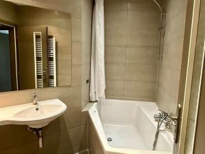 Pronájem bytu 3+kk, Cheb, Dyleňská, 68 m2