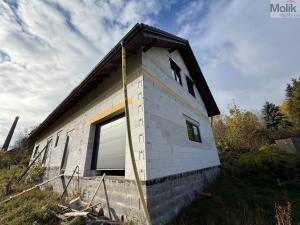 Prodej rodinného domu, Nové Mitrovice, 292 m2