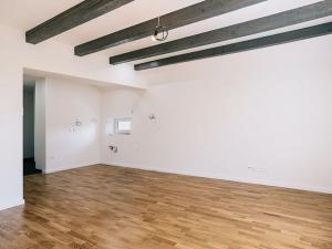 Prodej bytu 3+kk, Praha, Na Farkáně III, 80 m2