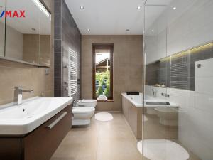 Prodej rodinného domu, Velká Polom, U Jízdárny, 160 m2