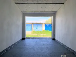Pronájem garáže, Hodonín, 18 m2