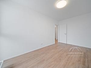 Pronájem bytu 2+kk, Praha, Líbalova, 50 m2