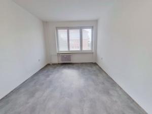 Pronájem bytu 2+1, Třebíč, Václavské nám., 55 m2