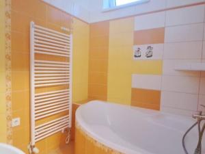 Pronájem bytu 2+kk, Jihlava, Poláčkova, 50 m2