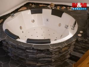 Prodej bytu 2+kk, Šumperk, Revoluční, 99 m2