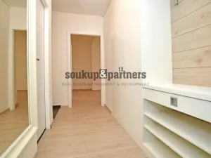 Pronájem bytu 2+1, Praha - Vršovice, V olšinách, 52 m2