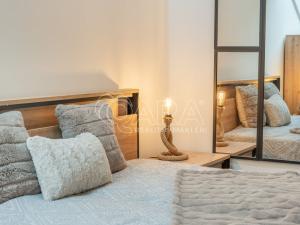 Prodej bytu 2+kk, Praha - Smíchov, Holubova, 48 m2