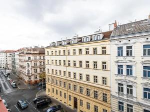 Prodej bytu 3+kk, Praha - Nové Město, Koubkova, 61 m2