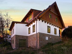 Prodej chaty, Vysoké nad Jizerou, Staroveská, 194 m2