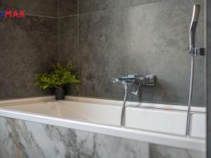 Prodej bytu 3+kk, Litvínov - Horní Litvínov, Podkrušnohorská, 76 m2