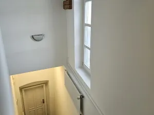 Pronájem kanceláře, Praha, Vinopalnická, 104 m2