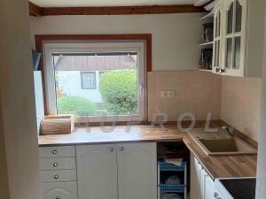 Prodej rodinného domu, Ostrov, 56 m2