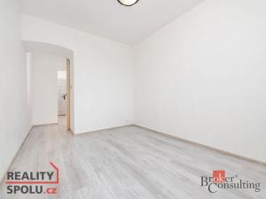 Pronájem bytu 2+kk, Praha - Michle, Ohradní, 42 m2