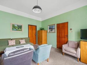 Prodej vícegeneračního domu, Hronov, 200 m2