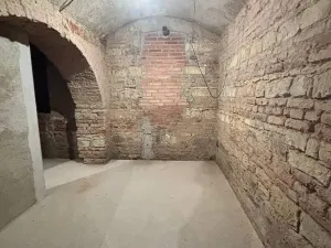 Pronájem obchodního prostoru, Praha - Smíchov, Plzeňská, 295 m2